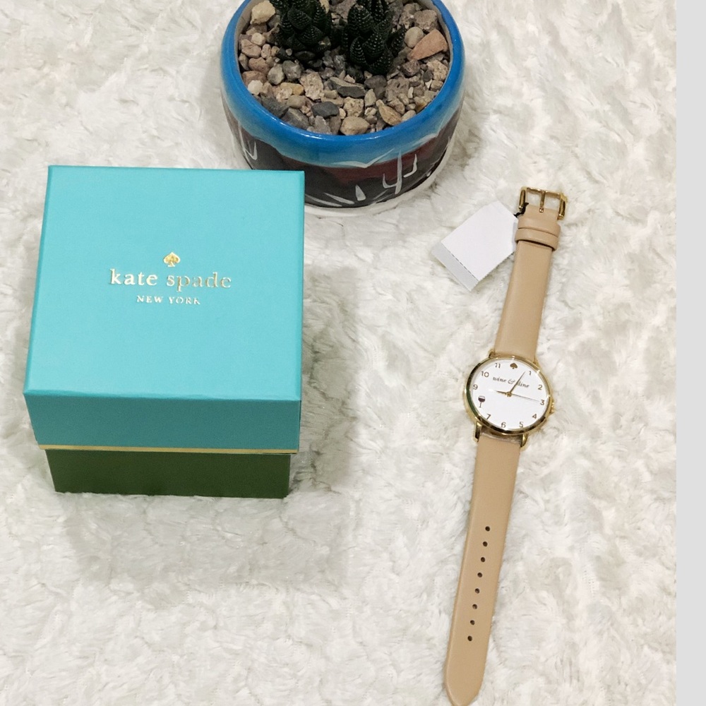 ❗️SOLD Kate spade women’s watch NWT - Picture 2 of 6